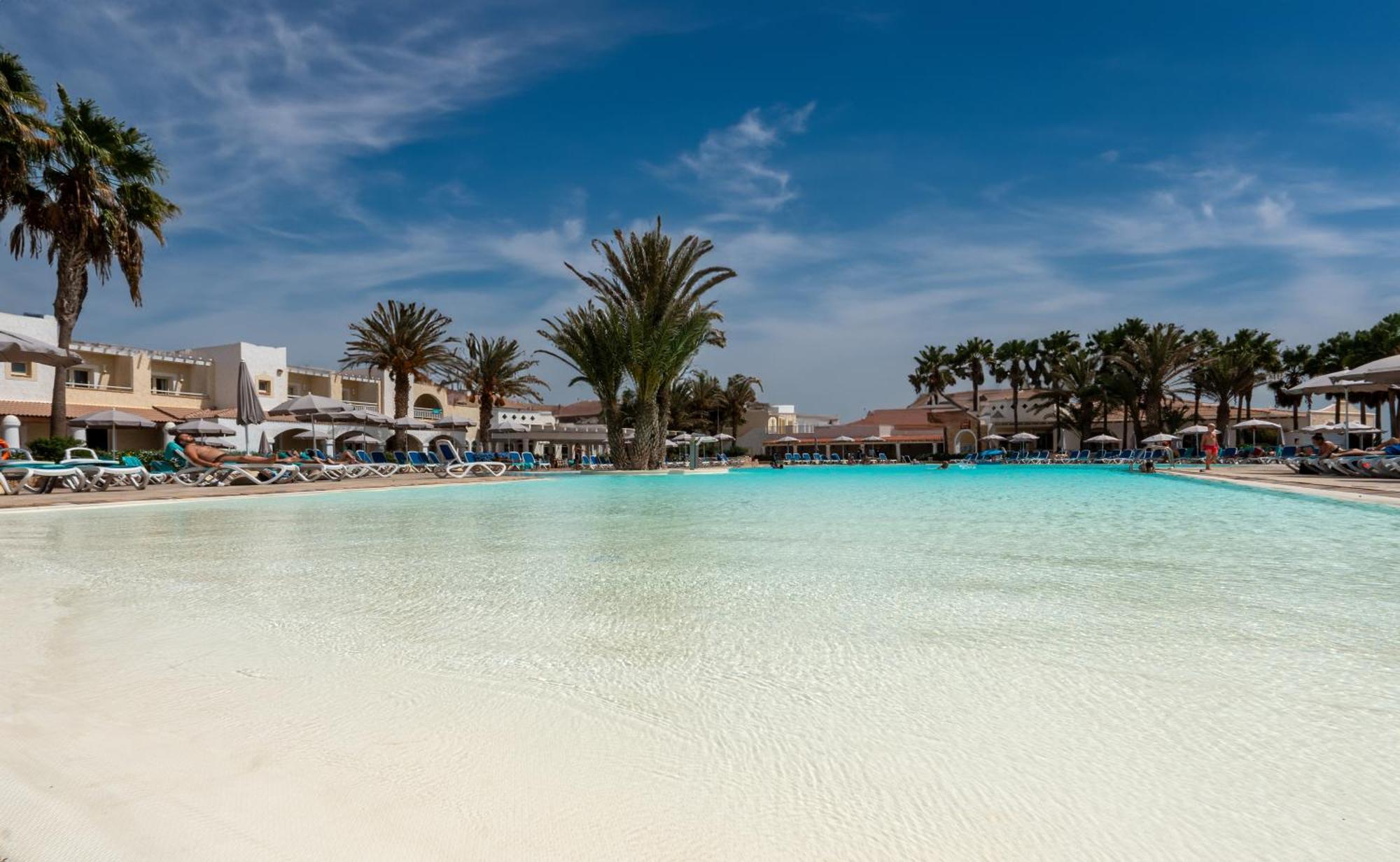 Voi Praia De Chaves Resort 萨尔雷 外观 照片